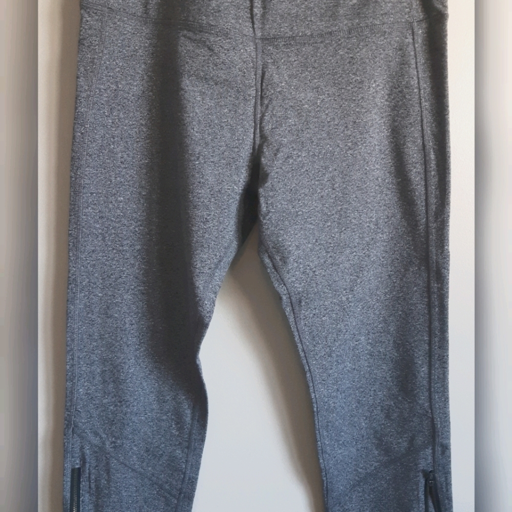 Calvin Klein, Capri Style, Workout Pants